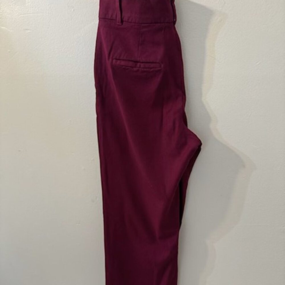 ZARA WOMAN COLLECTION Magenta trousers